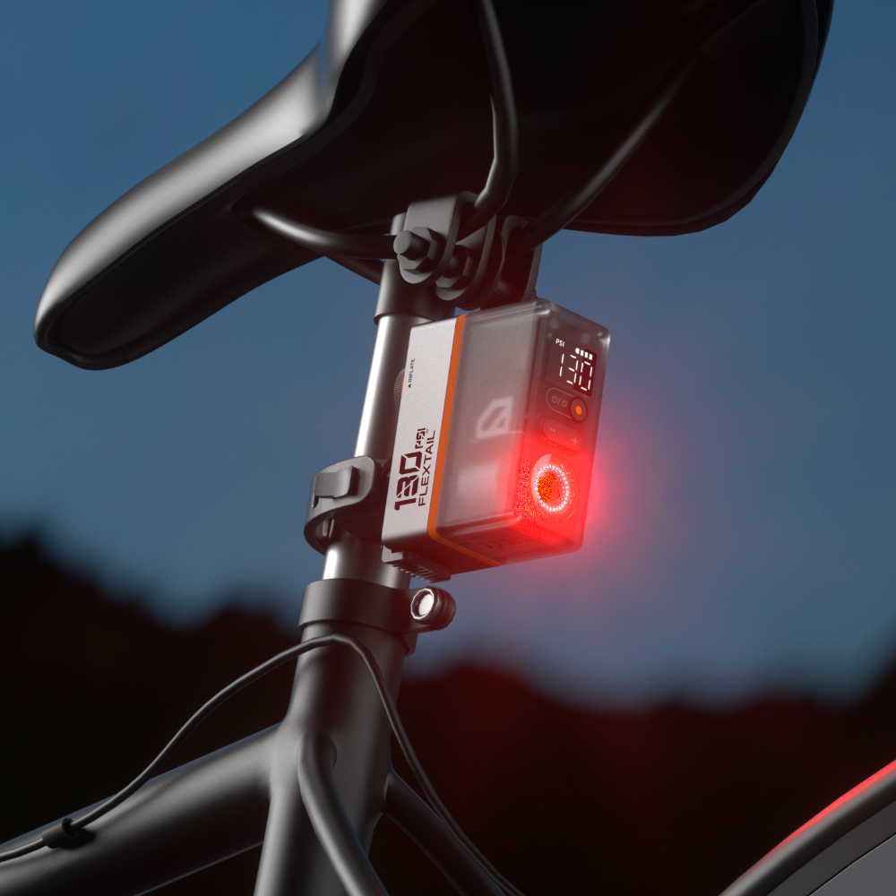 TINY TIRE PUMP 200 - 130PSI Mini-Elektropumpe mit Manometer und stylischem Rücklicht